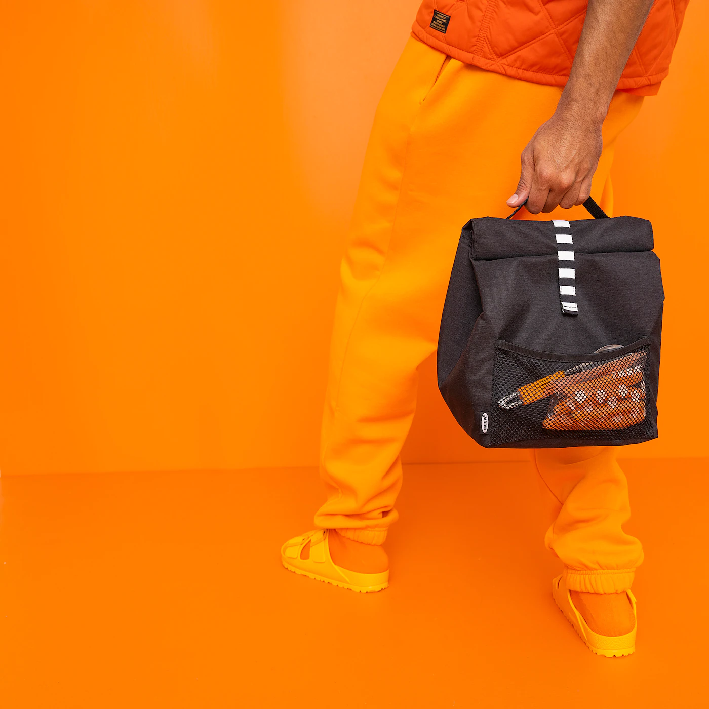 IKEA FRAMTUNG Lunch Bag Black 8 ¾x6 ¾x13 ¾ " - Image 11