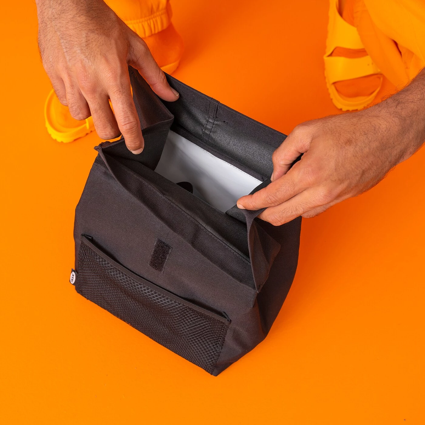 IKEA FRAMTUNG Lunch Bag Black 8 ¾x6 ¾x13 ¾ " - Image 5