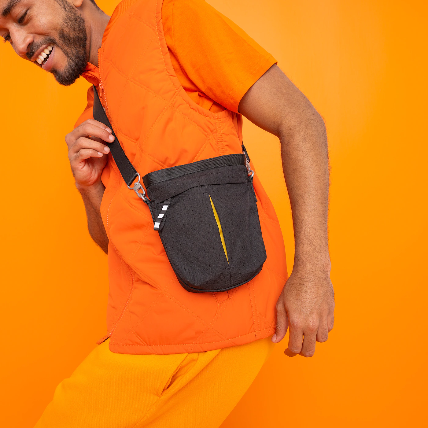 IKEA VÄRLDENS Crossbody Bag Black 6 ¾x2x7 ¾ "/1 Gallon - Image 5